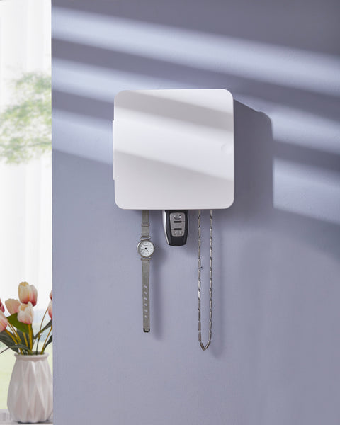 Closed Key Rack - White