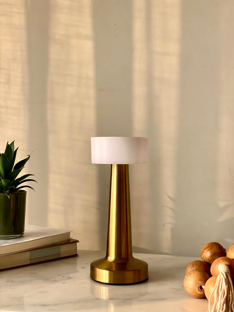 Lumon Table Lamp