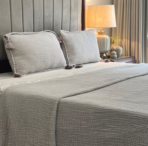 Meraki Greige Woven Bedspread Set