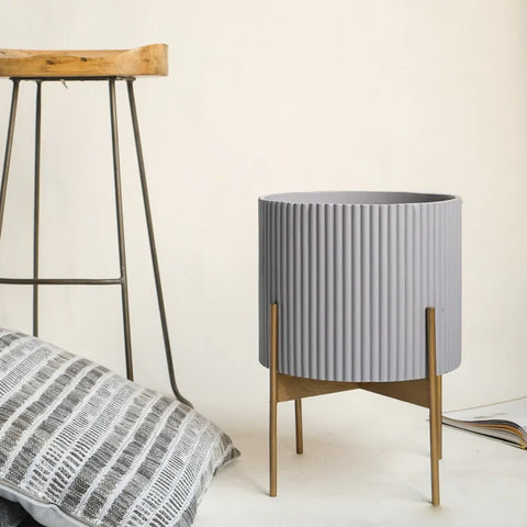 Midori Planter With Stand
