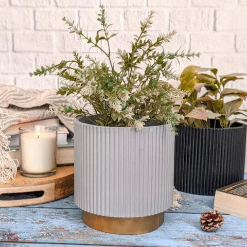 Midori Planter With Base